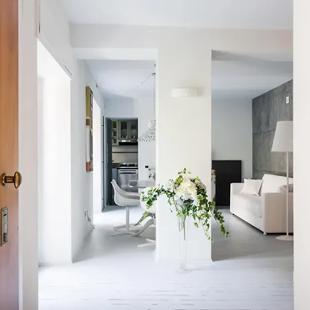 Brera - Bright And Cosy 2 Bedrooms Apt- Via Solferino Lägenhet Milano