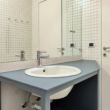 Appartement Brera - Bright And Cosy 2 Bedrooms Apt- Via Solferino Milaan